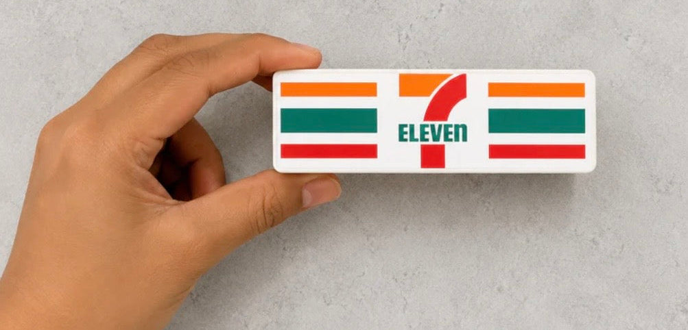 7- Eleven Light Magnets